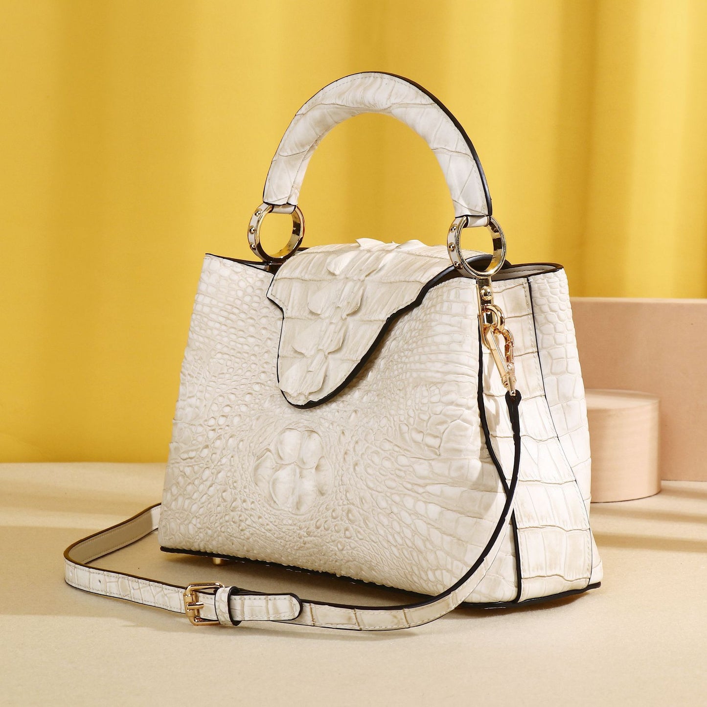 Women's Crocodile Bone Pattern Himalayan White Fashionable Women's Handbag