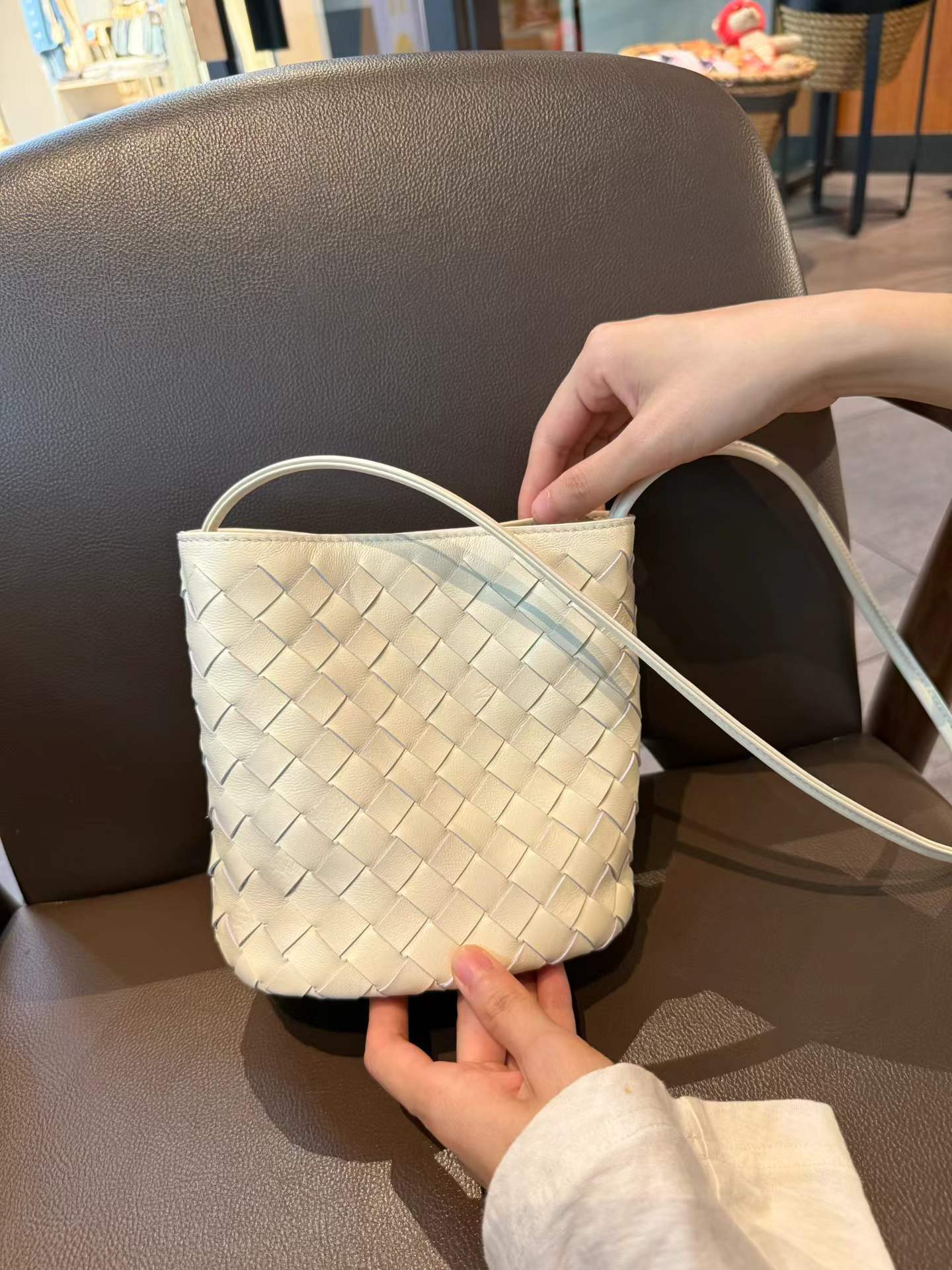 Women's Summer Sheepskin Commuter Woven Niche Women's Shoulder Bag