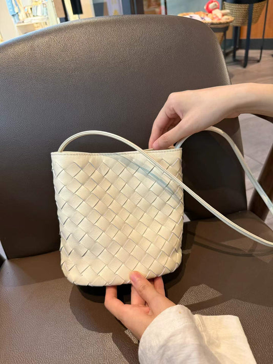 Women's Summer Sheepskin Commuter Woven Niche Women's Shoulder Bag