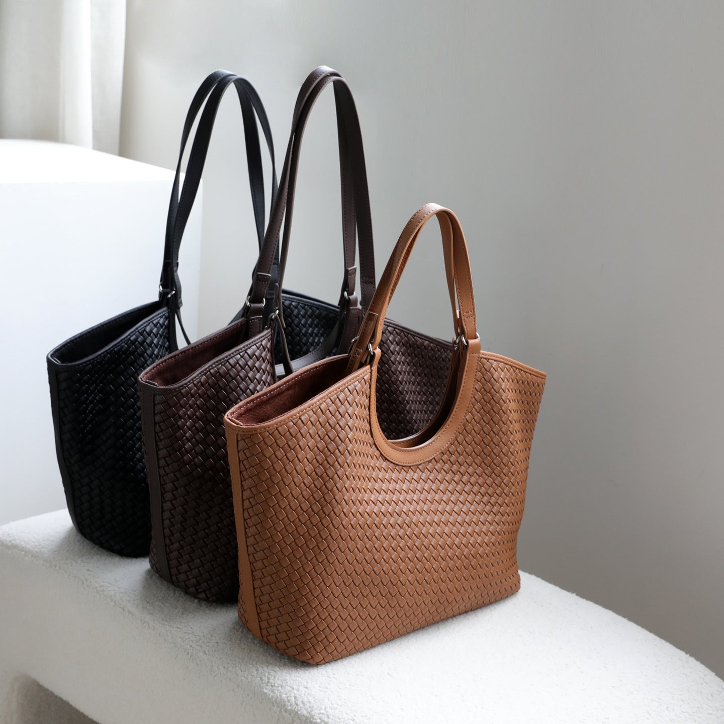 Women's Large Capacity Totes Woven Loose Handbags