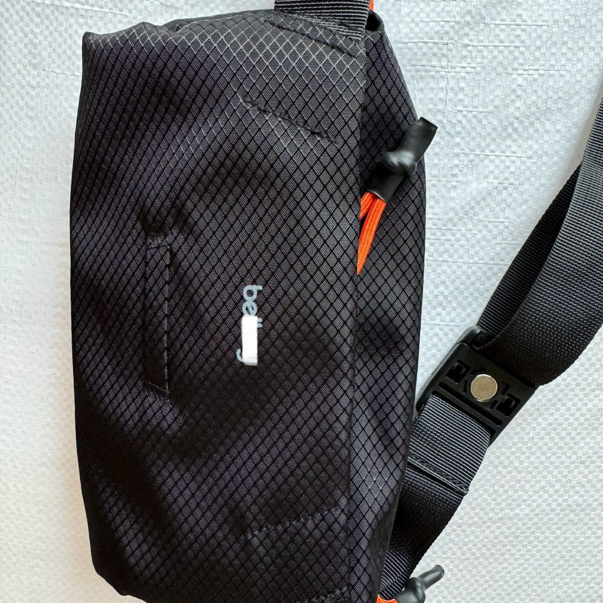 Creative Riding Function Magnetic Waterproof Australian Leisure Backpack