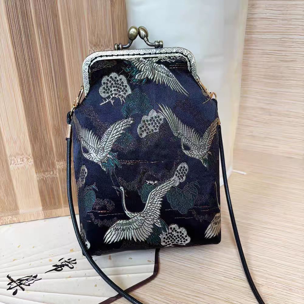 Women's Handmade Chinese Style Cheongsam Skirt Vintage Change Frame Purses