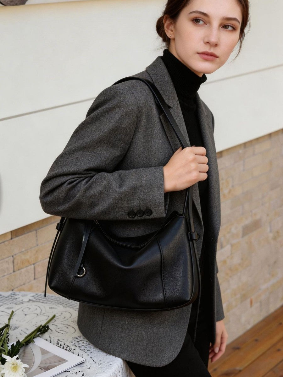 Women's First Layer Cowhide Fashion Leather Portable Women's Shoulder Bag