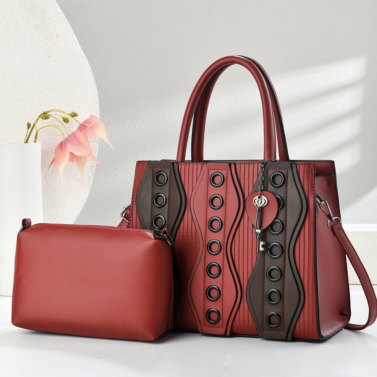 Women's Korean Style Leisure Commute Winter Simple Rivets Soft Women's Handbag