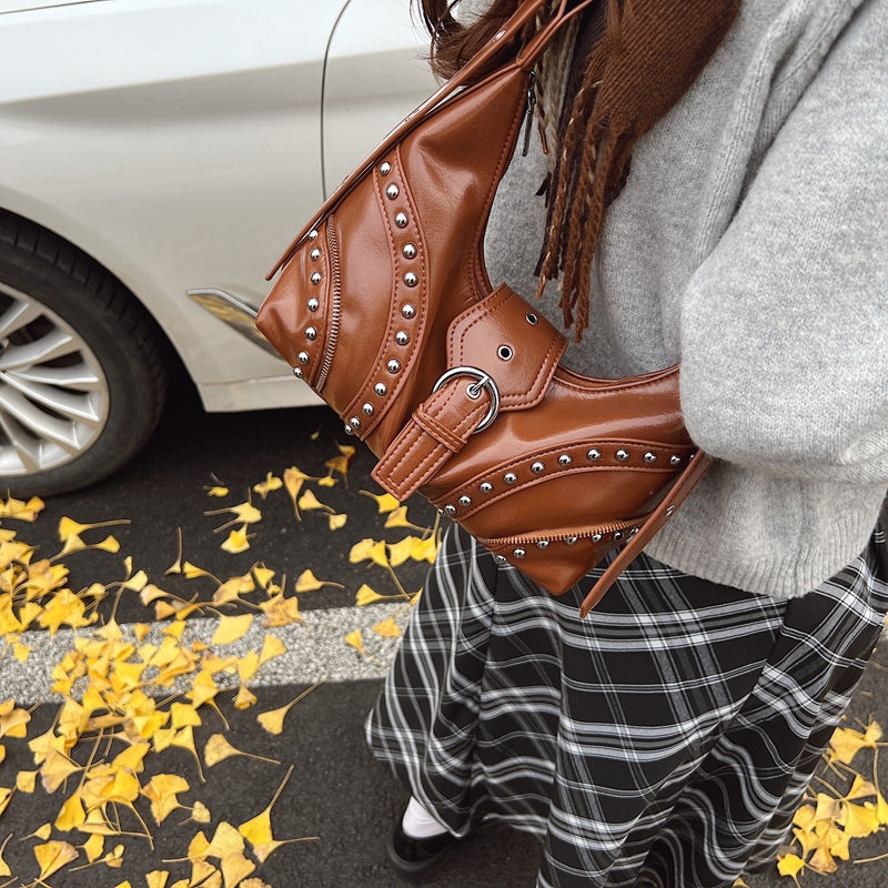Women's Retro Fashion Haulage Motor Style Spring Fashionable Stylish Personality Underarm Bag