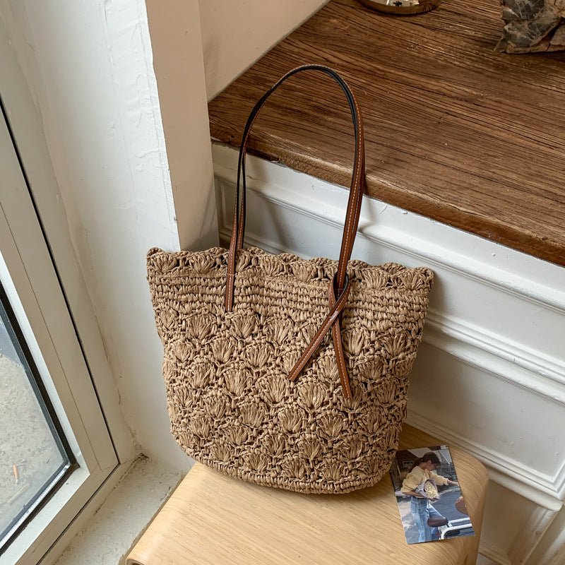 Women's Hand-woven Straw Woven Trendy Seaside Holiday Tote Bag