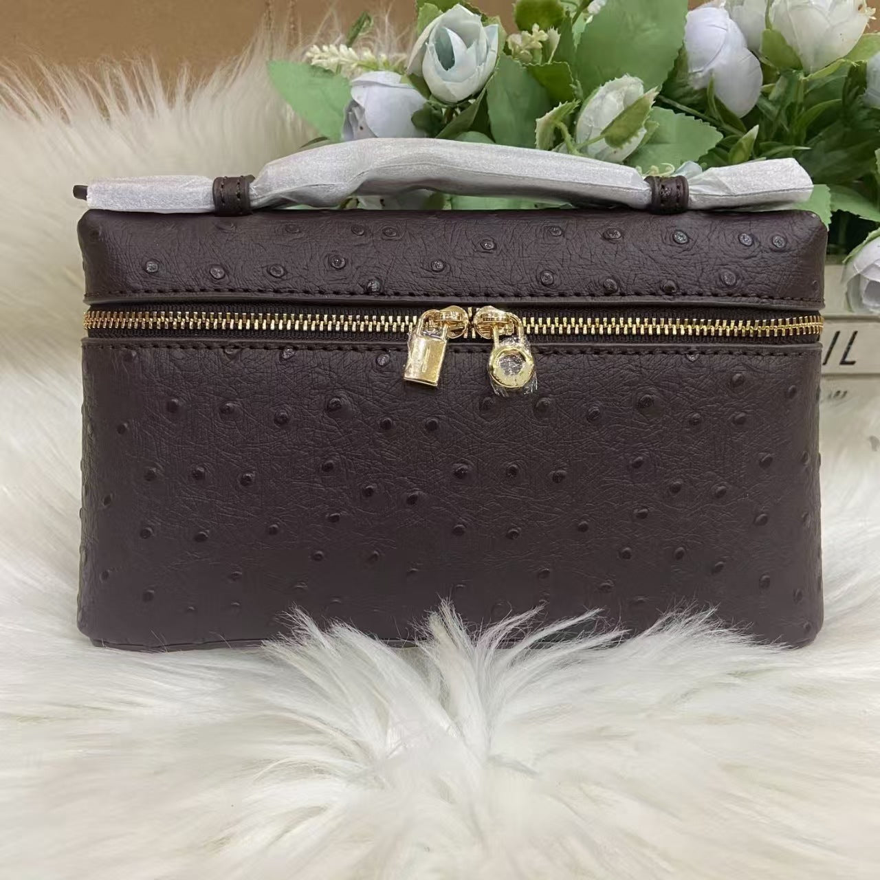 Outside Leather Ostrich Grain Cowhide Lunch Women's Handbag