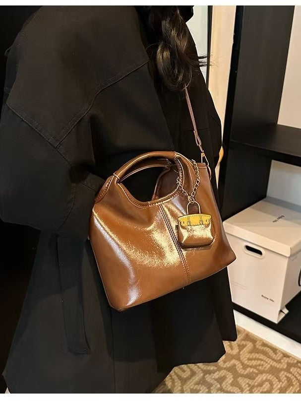 Women's Classic Retro Oil Wax Leather Combination Vegetable Basket Bags