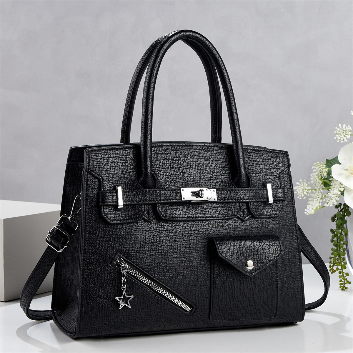 Women's Large Capacity Portable High-grade Niche Bags