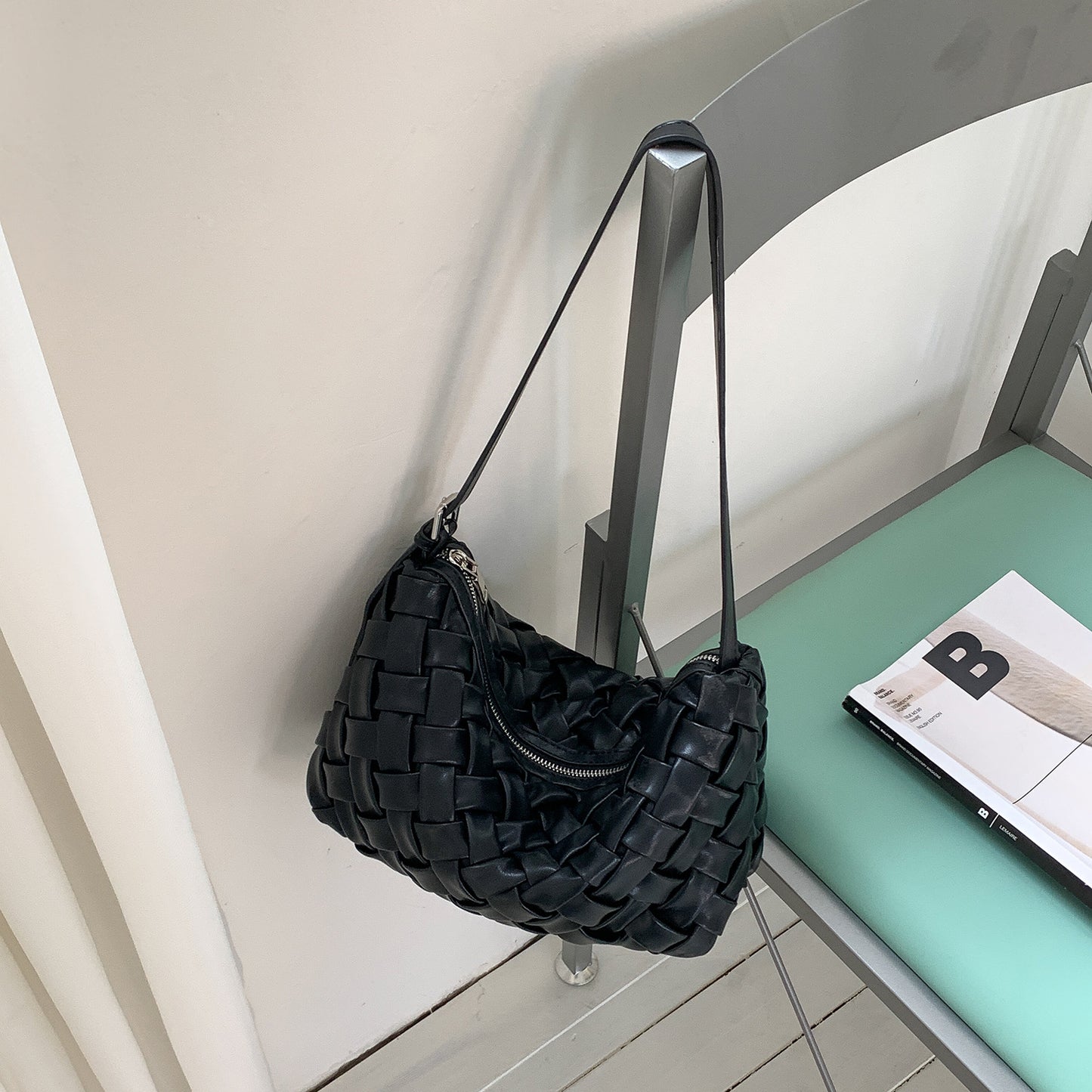 Loose Feeling Hand-woven Female Korean Simple Commuter Underarm Bag