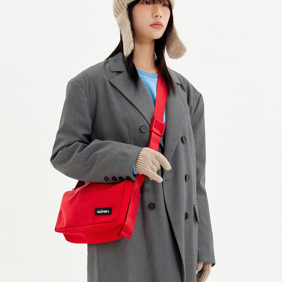 Women's & Men's Red Toast For Couple Trendy Bags