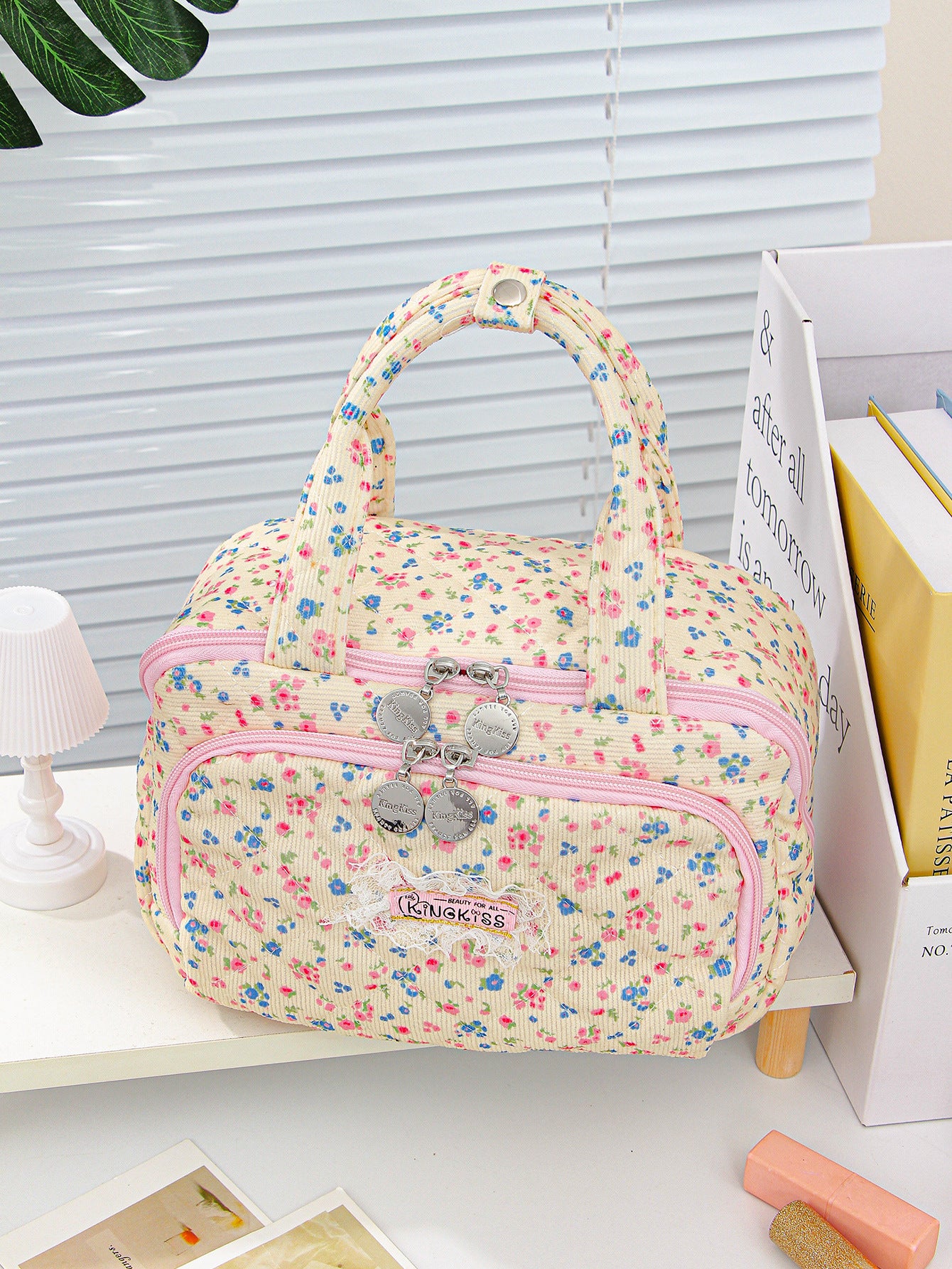 Women's Daily Floral Wash Portable Cosmetics Storage Large Makeup Bag