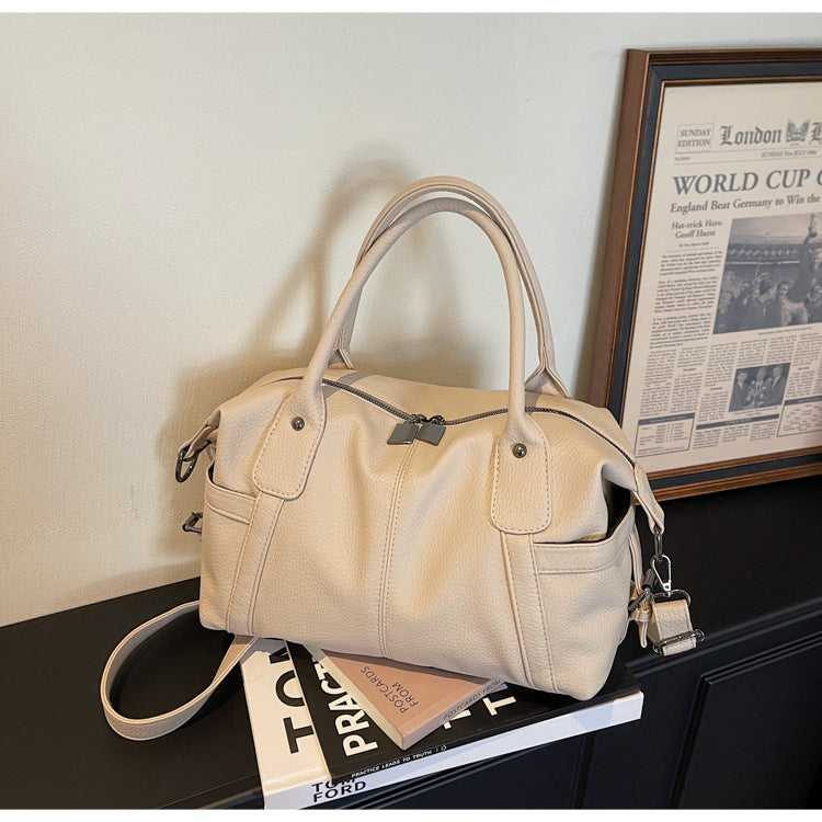 Large Capacity Female Height Textured Retro Handbags