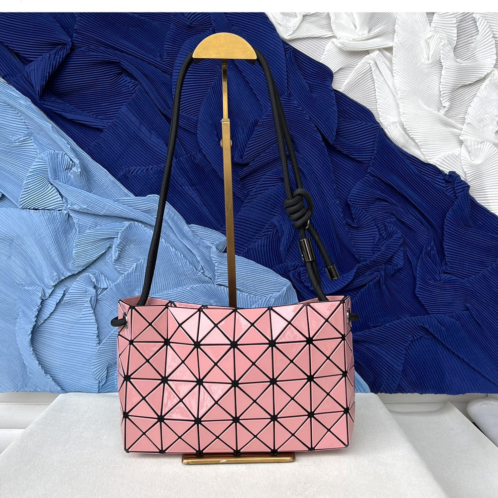 Women's French Stick Drawstring Portable Commuter Starting From Underarm Bag