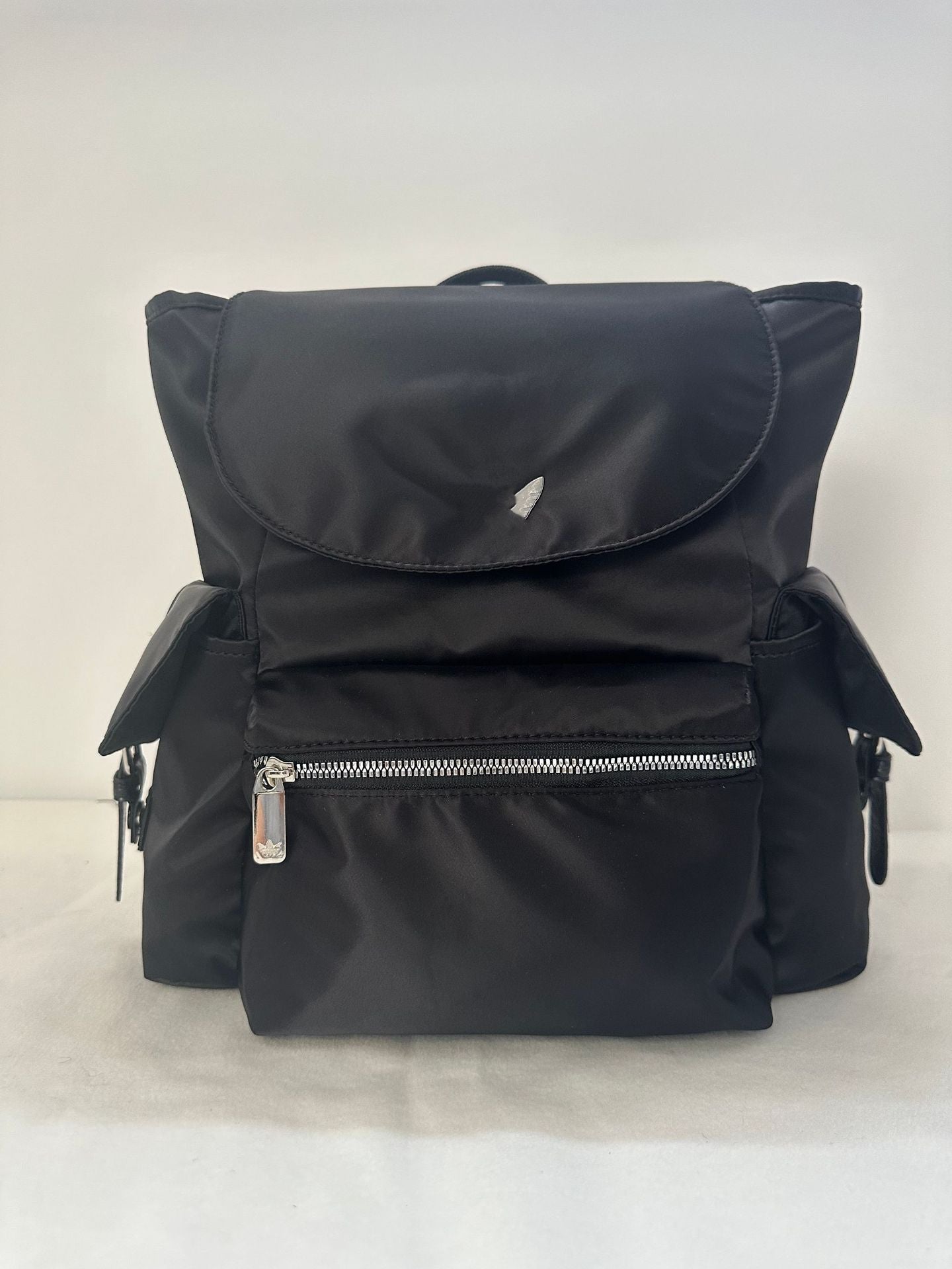 Simple Niche Texture Flip College Style Large Capacity Backpacks