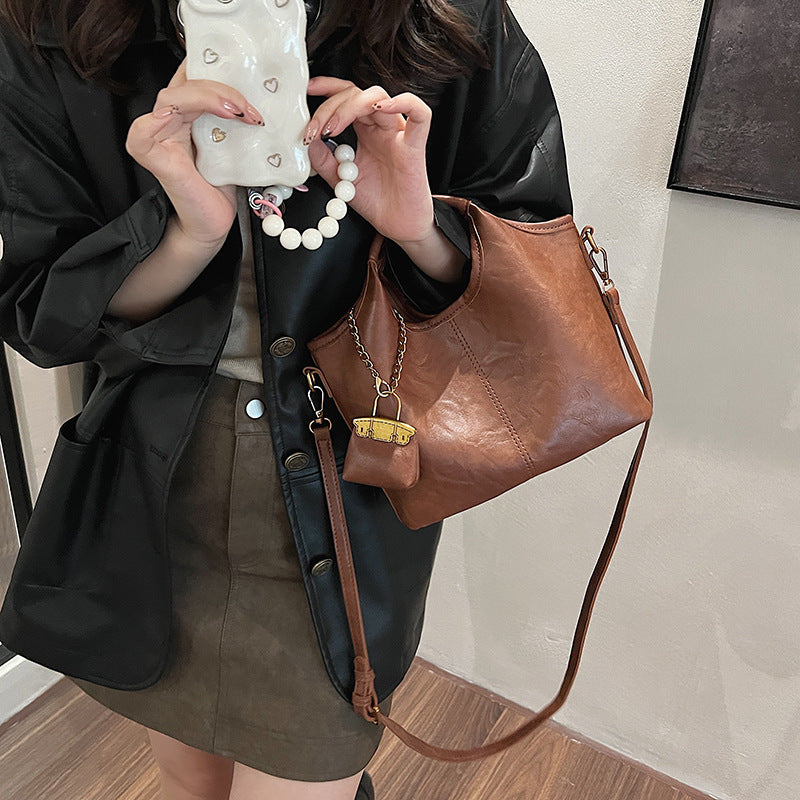 Women's High-grade Bright Leather Bride Wedding Underarm Women's Shoulder Bag