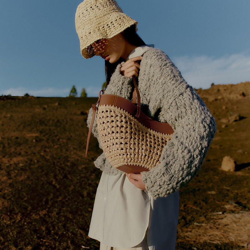 Beautiful Innovative Women's Raffia Portable Woven Women's Shoulder Bag