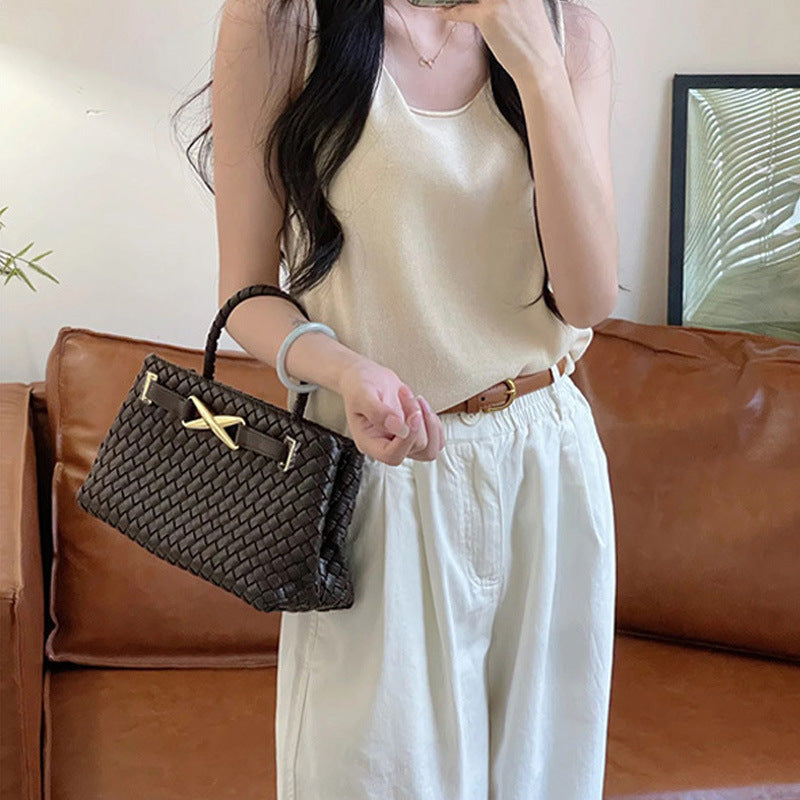 Women's Metal High-grade Woven Clutch Temperament Wild Women's Handbag