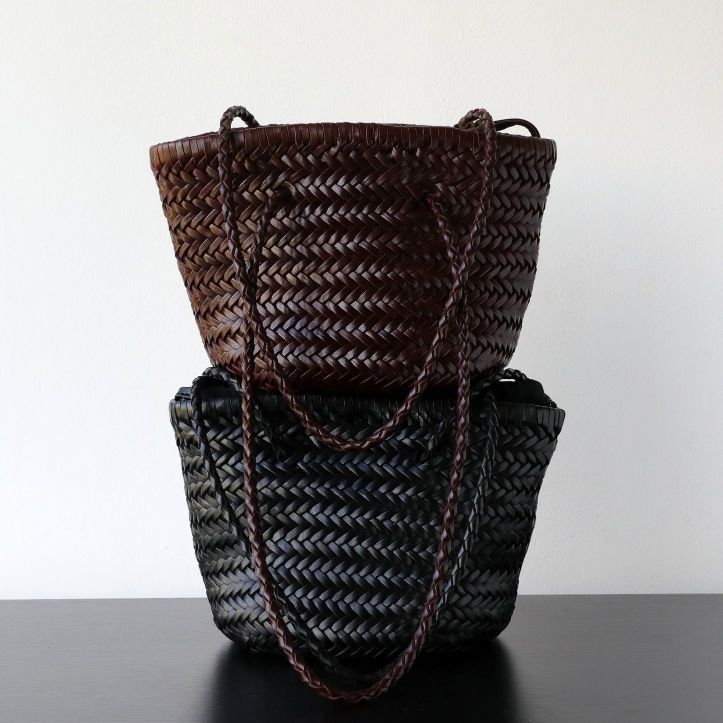 Women's Luxury French Retro First Layer Cowhide Hand-woven Vegetable Basket Genuine Bags