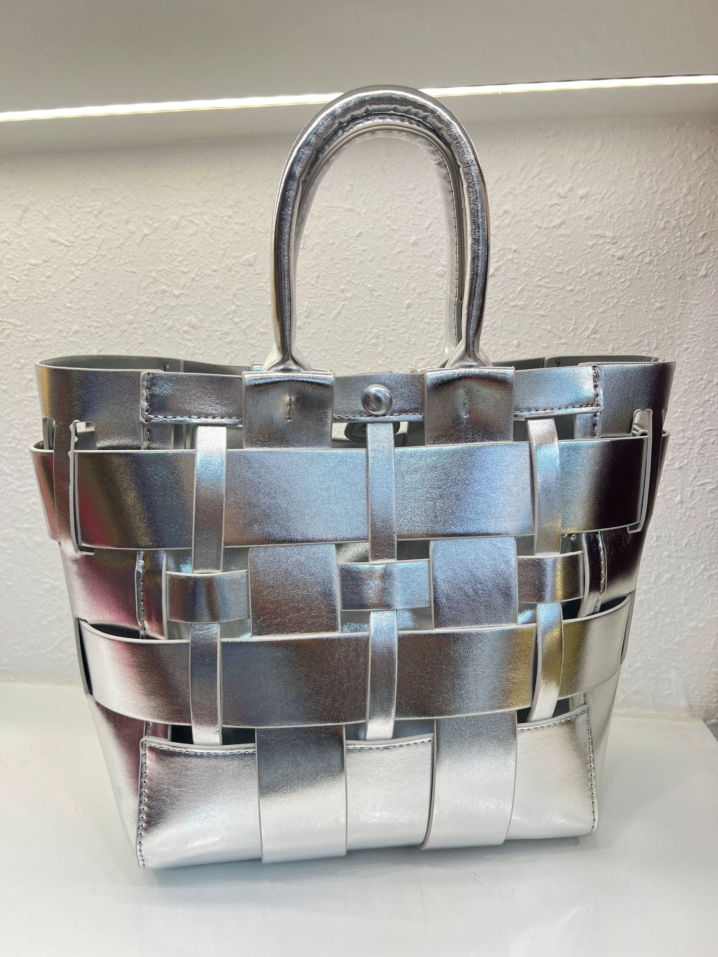 Design Portable Large Capacity Woven Fashion Women's Handbag