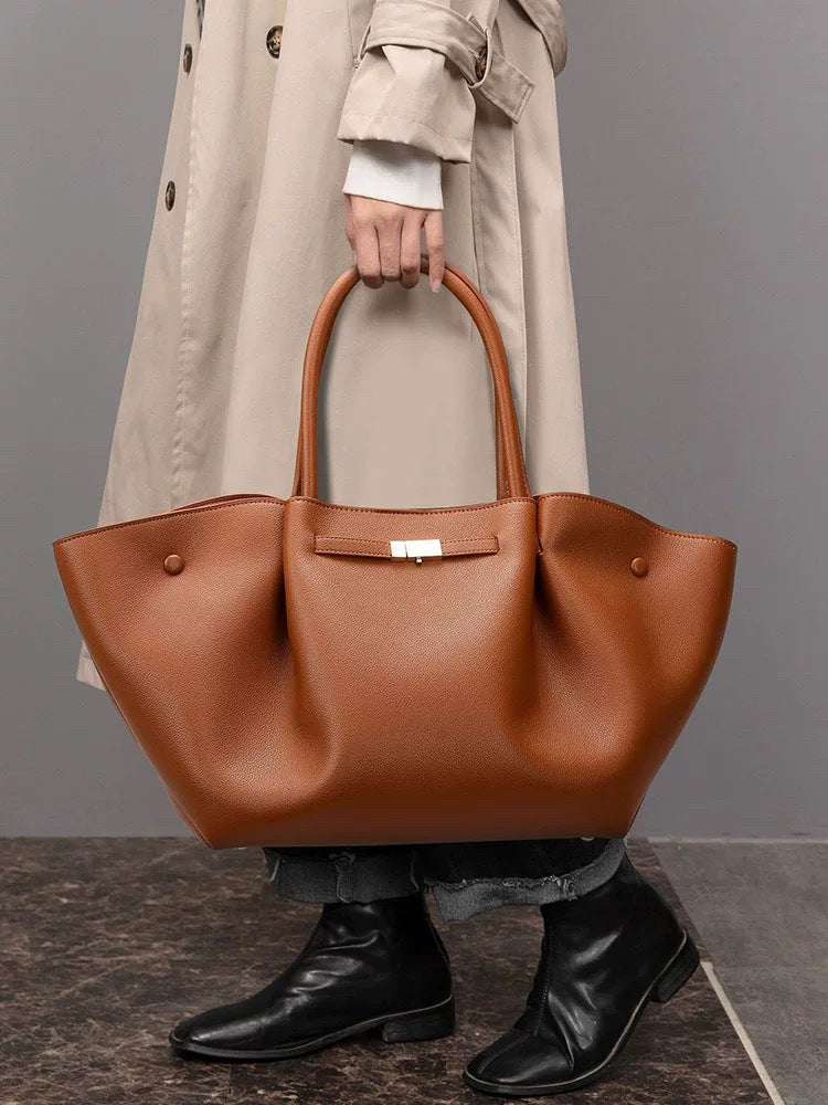 British Niche Wings Style Large Capacity Handbags