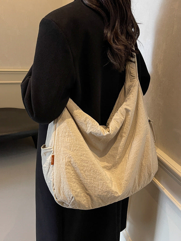 Simple Retro Portable Commuter High-grade Exquisite Large Women's Messenger Bag