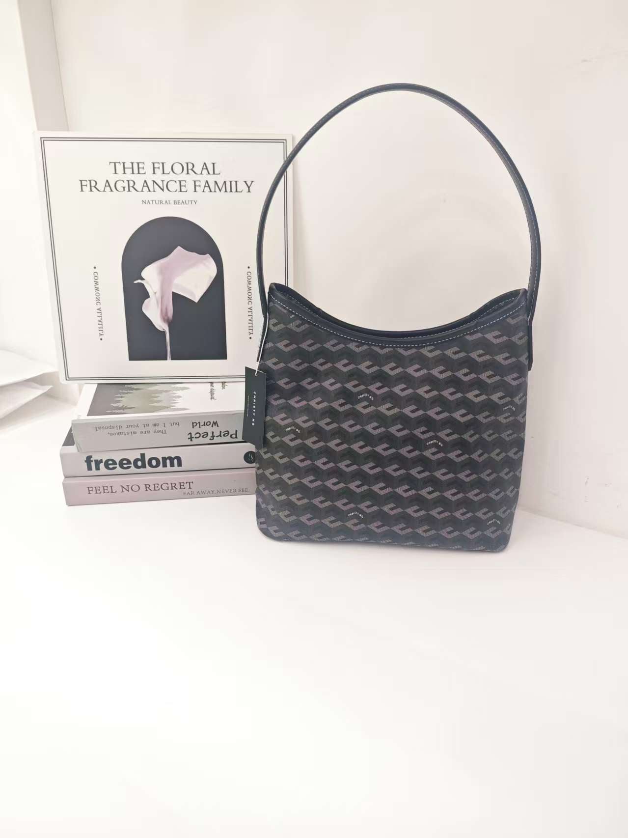Women's Portable Printed Steamed Stuffed Bun Retro Bags