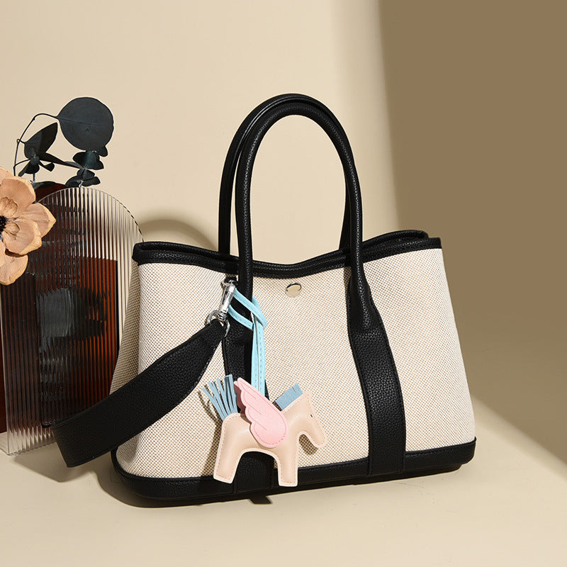 Women's Exquisite Portable Garden With Pony Pendant Large Capacity Western Women's Messenger Bag