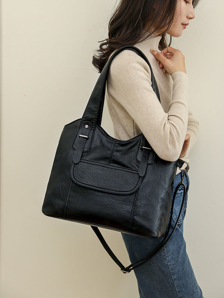 Women's Leather Textured Large Capacity Commuter Simple Retro Bags