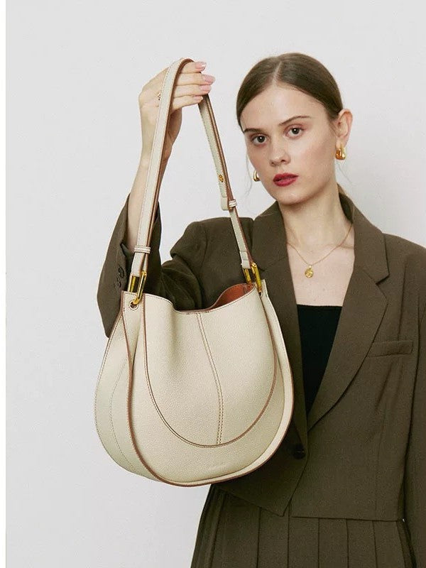 Women's Special Interest Light Luxury High-grade Saddle Style Large Capacity Leisure Women's Shoulder Bag