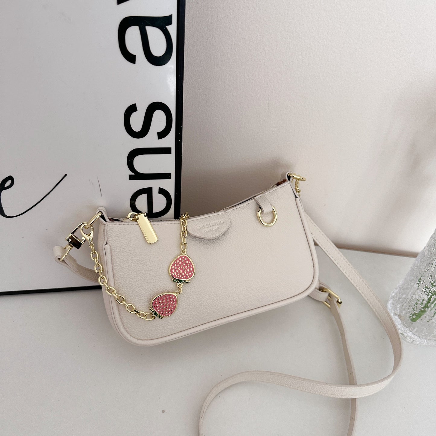 Design Chain Korean Style Fashion Simple Underarm Temperament Women's Shoulder Bag