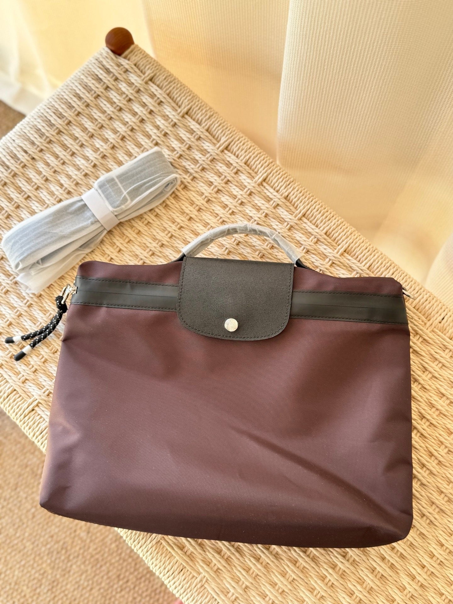 Beautiful Nylon Computer Large Capacity Business Women's Handbag