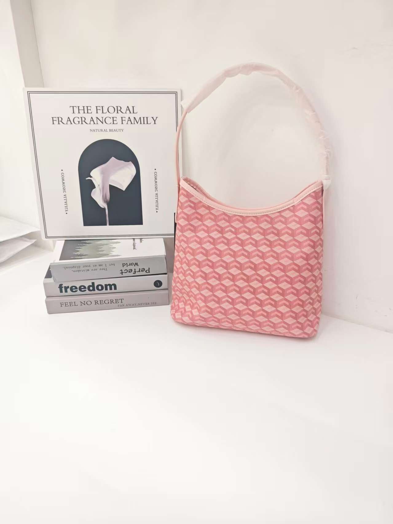 Women's Portable Printed Steamed Stuffed Bun Retro Bags