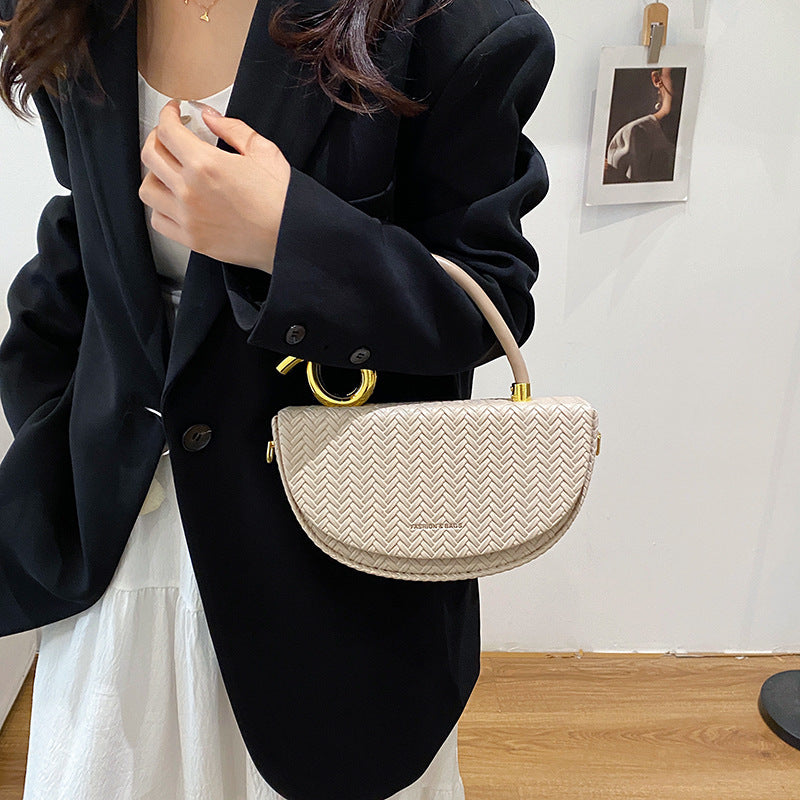 Women's Fashionable Saddle Light Luxury High-grade Niche Personality Portable Women's Messenger Bag