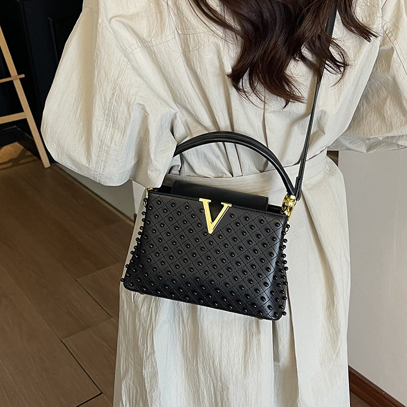 Women's Trendy Lady Pearl Portable Street Shot Commuter Women's Shoulder Bag