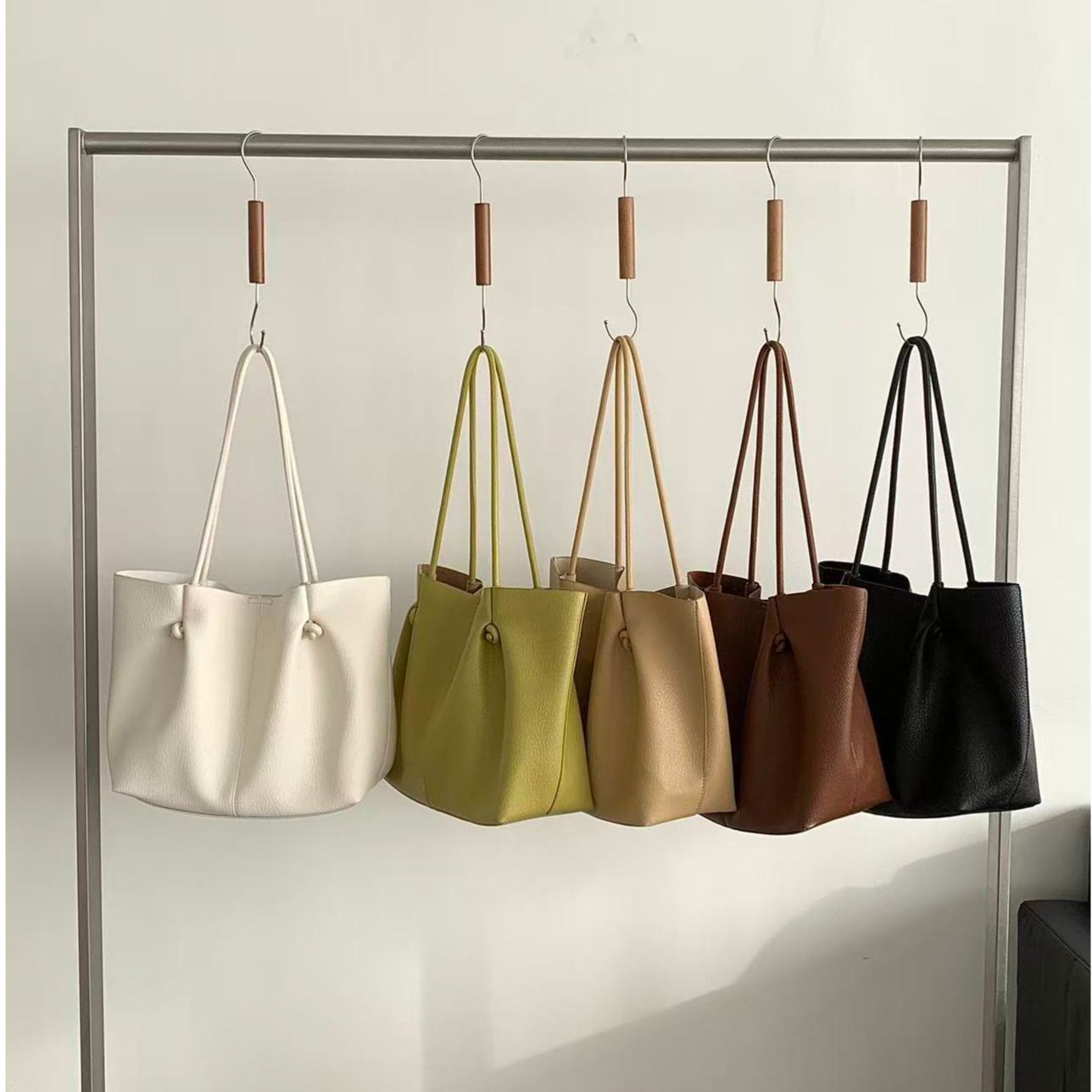 Women's Idle Large Capacity Solid Color Commute Easy Women's Handbag