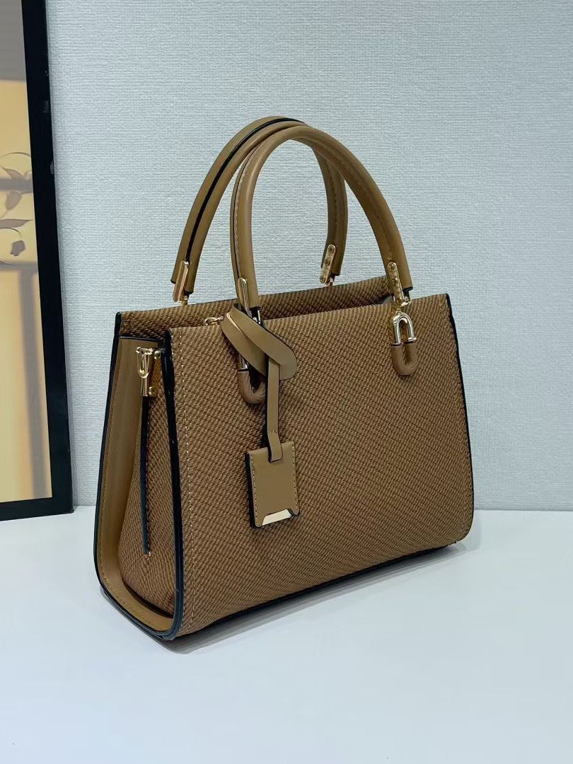Women's Ornaments Commuter Urban Simple Large Capacity Women's Handbag
