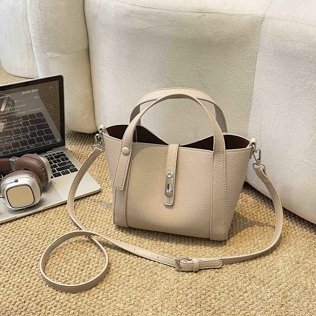 Women's Solid Color Soft Leather Niche Lychee Pattern Vegetable Basket Women's Shoulder Bag