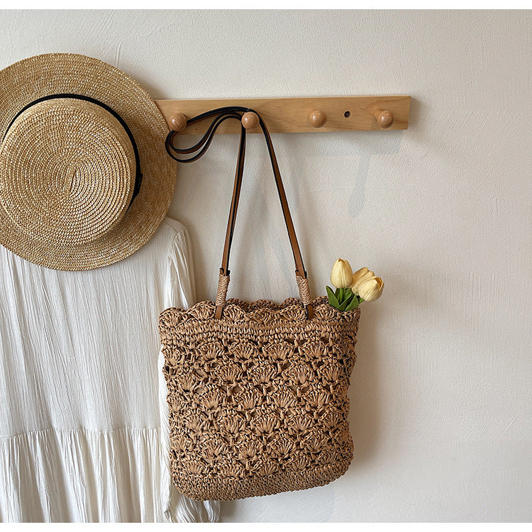 Women's Simple Niche Crocheted Woven Artistic Portable Seaside Women's Shoulder Bag
