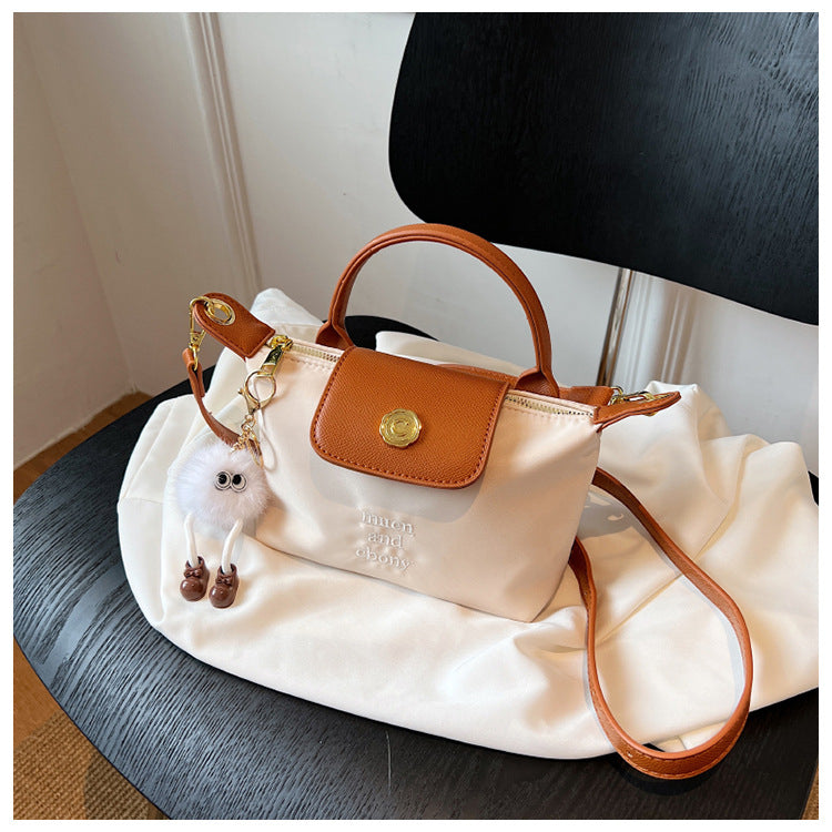 Women's Hand Holding Dumpling Mini Lightweight Bags