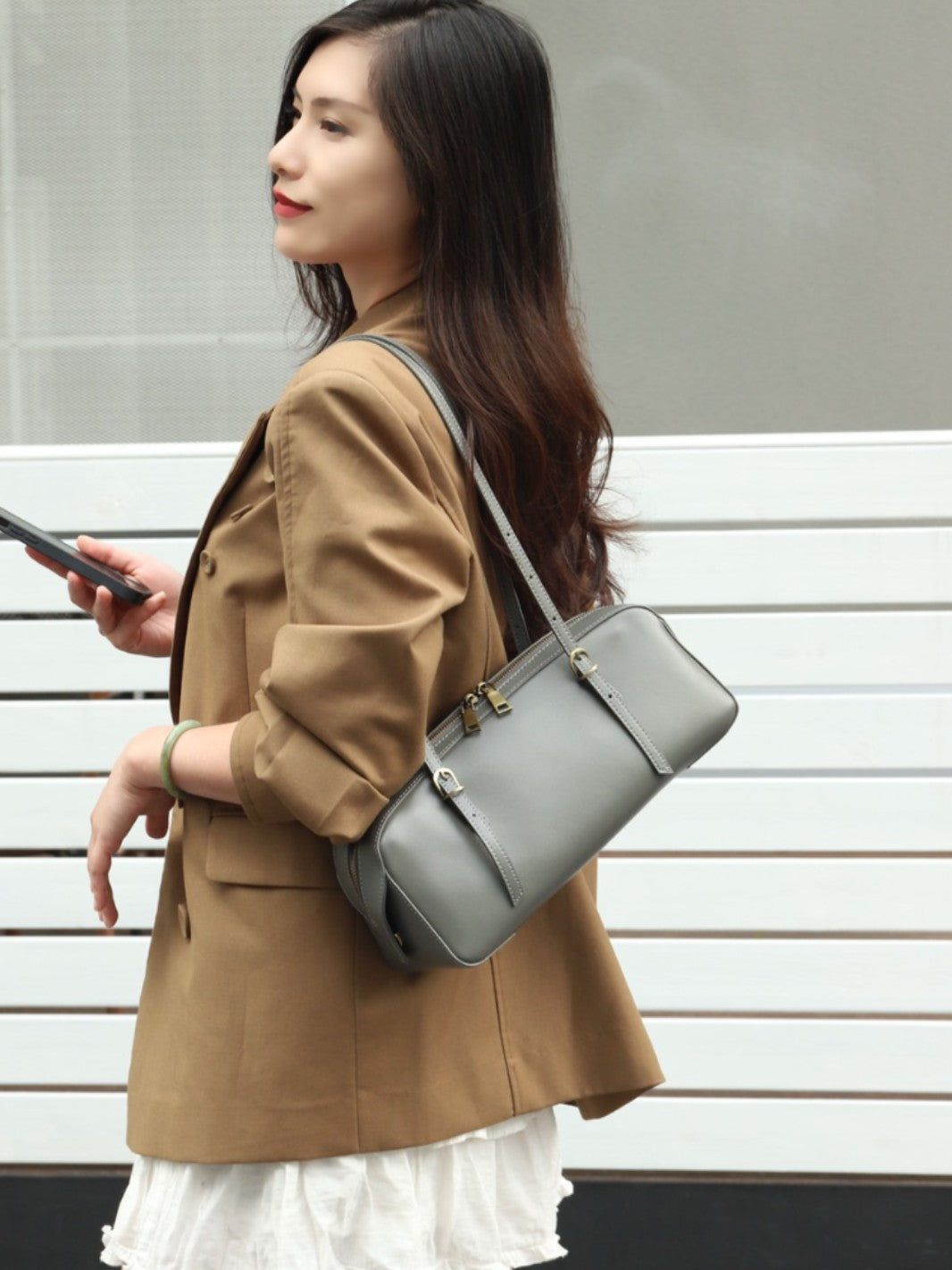 Women's First Layer Cowhide Niche Vegetable Tanned Leather Genuine Bowling Simple Bags