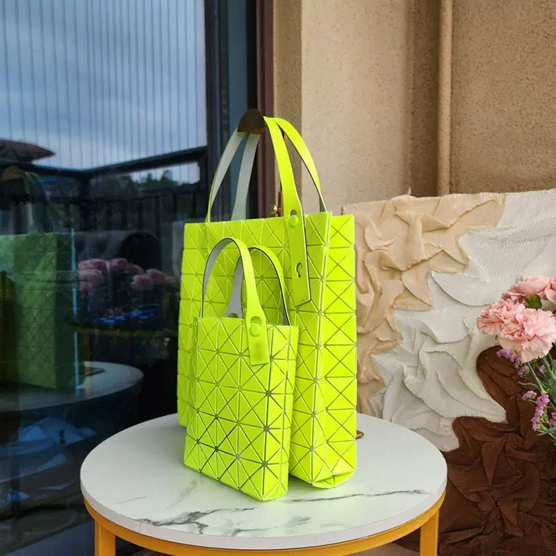 Women's Diamond Pattern Fashion Portable Large Capacity Women's Shoulder Bag