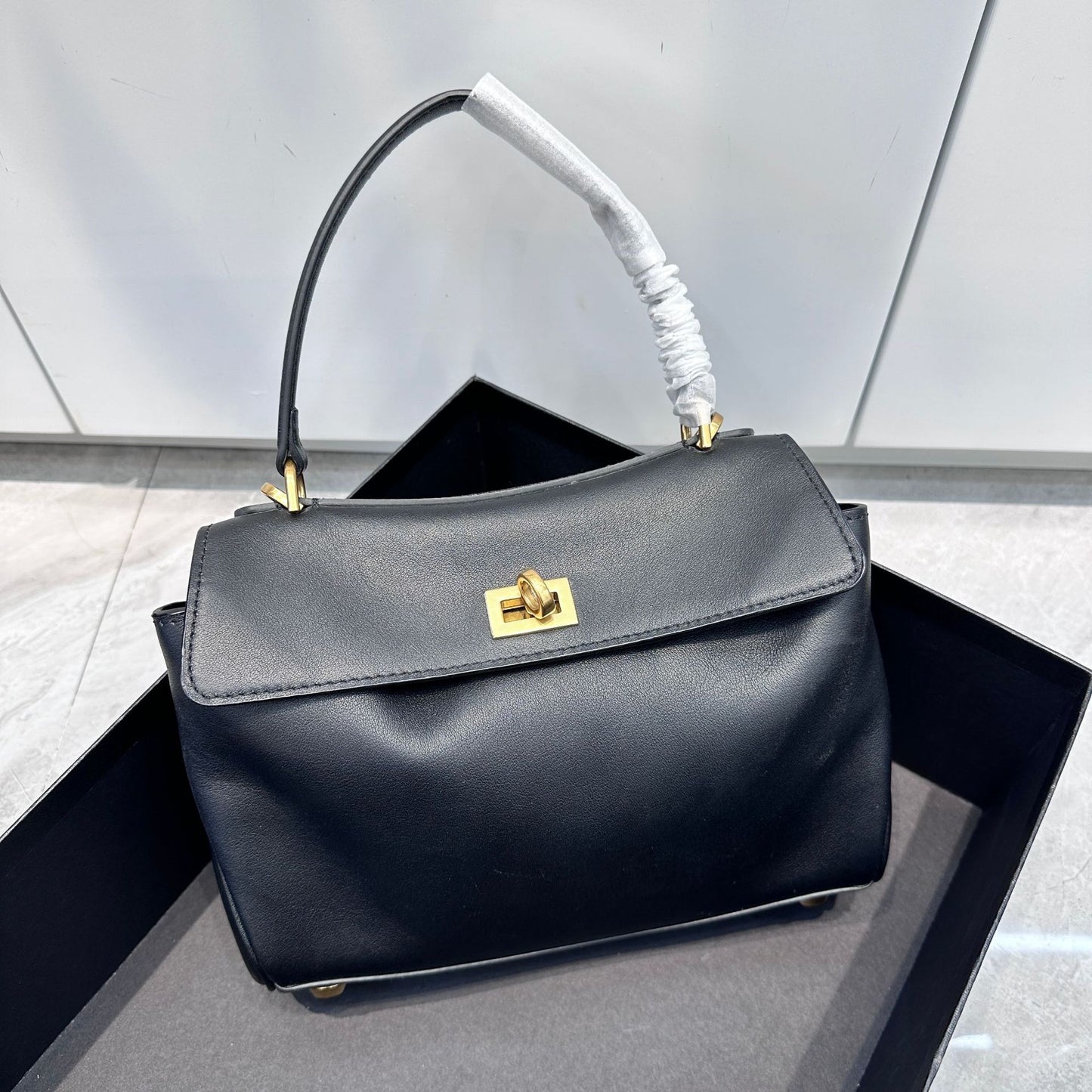 With Gift Box First Layer Calfskin Callie Underarm Large Women's Shoulder Bag
