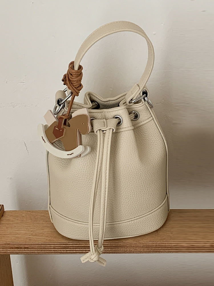 Women's Exquisite Outing Fashionable High-grade Commuter Cross Shoulder Bags