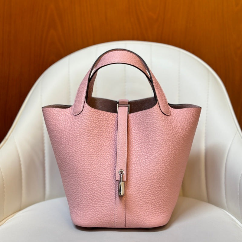 Women's Handmade Wax Line First Layer Cowhide Steel Hardware Vegetable Women's Handbag