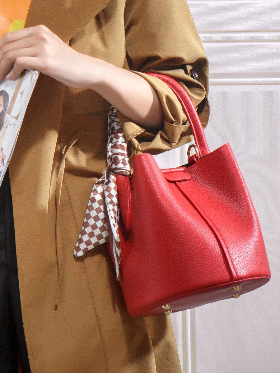 Women's Soft Leather High-grade Spring Niche Vegetable Bucket Bag