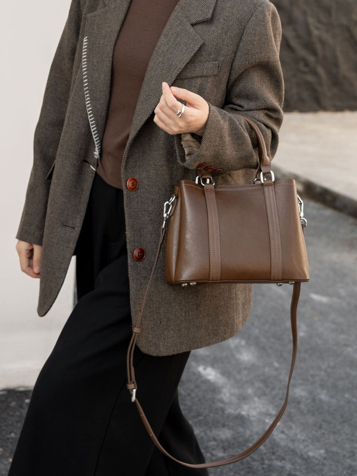 Women's Vegetable Tanned Leather Cow Portable Fashion Commuter Practical Women's Handbag
