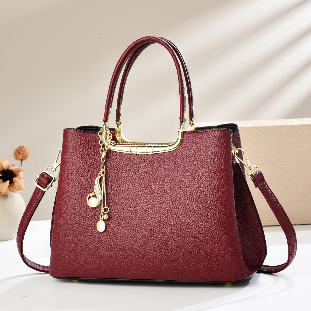 Women's High-grade Autumn Large Capacity Wedding Light Luxury Fashion Women's Handbag