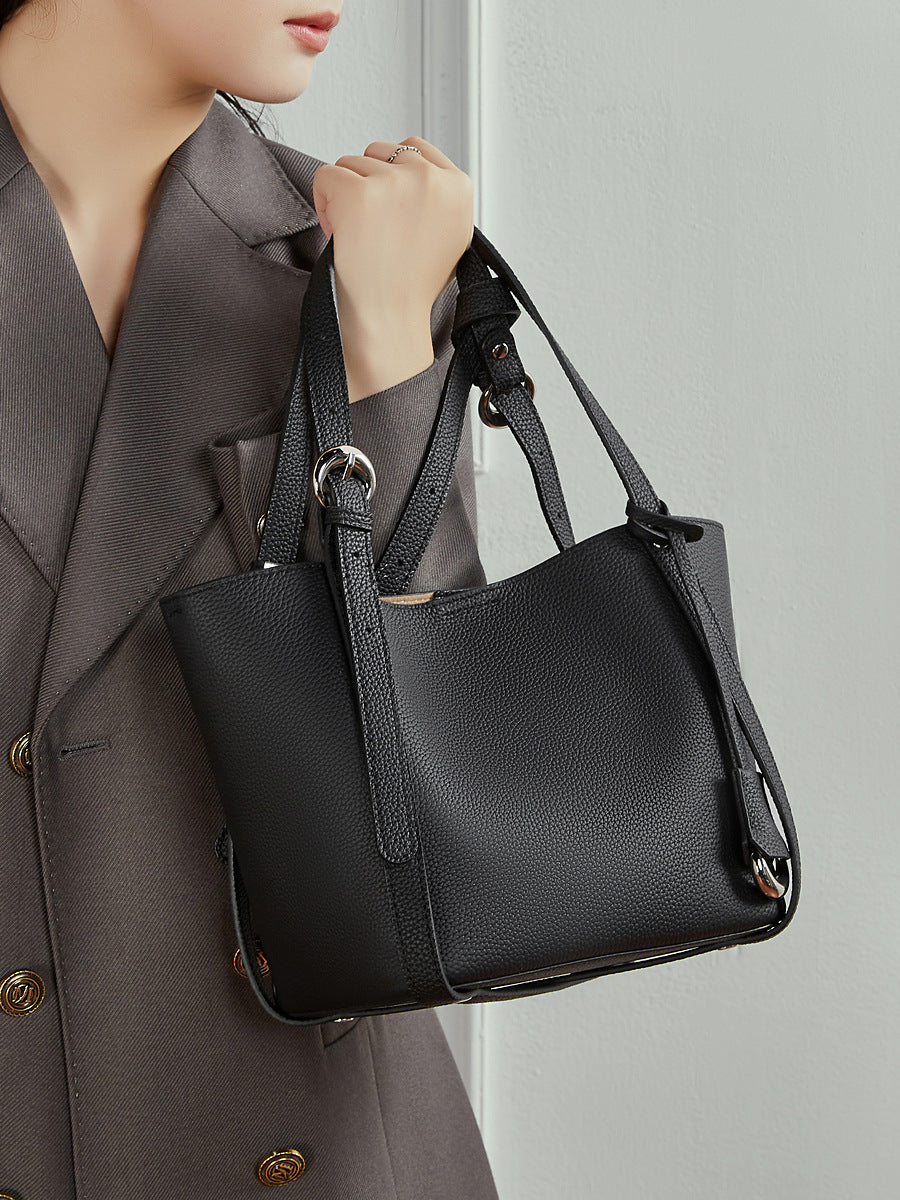 Women's Capacity Genuine Leather Fashion Deformable Commuting Vegetable Bucket Bags
