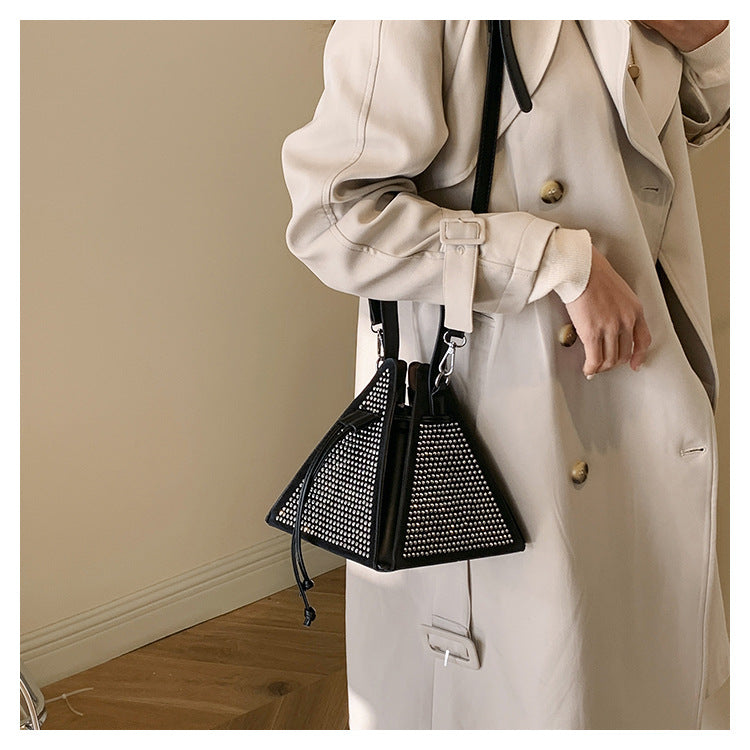 Women's Popular Korean Fashion Rivet Personality Trendy Women's Shoulder Bag